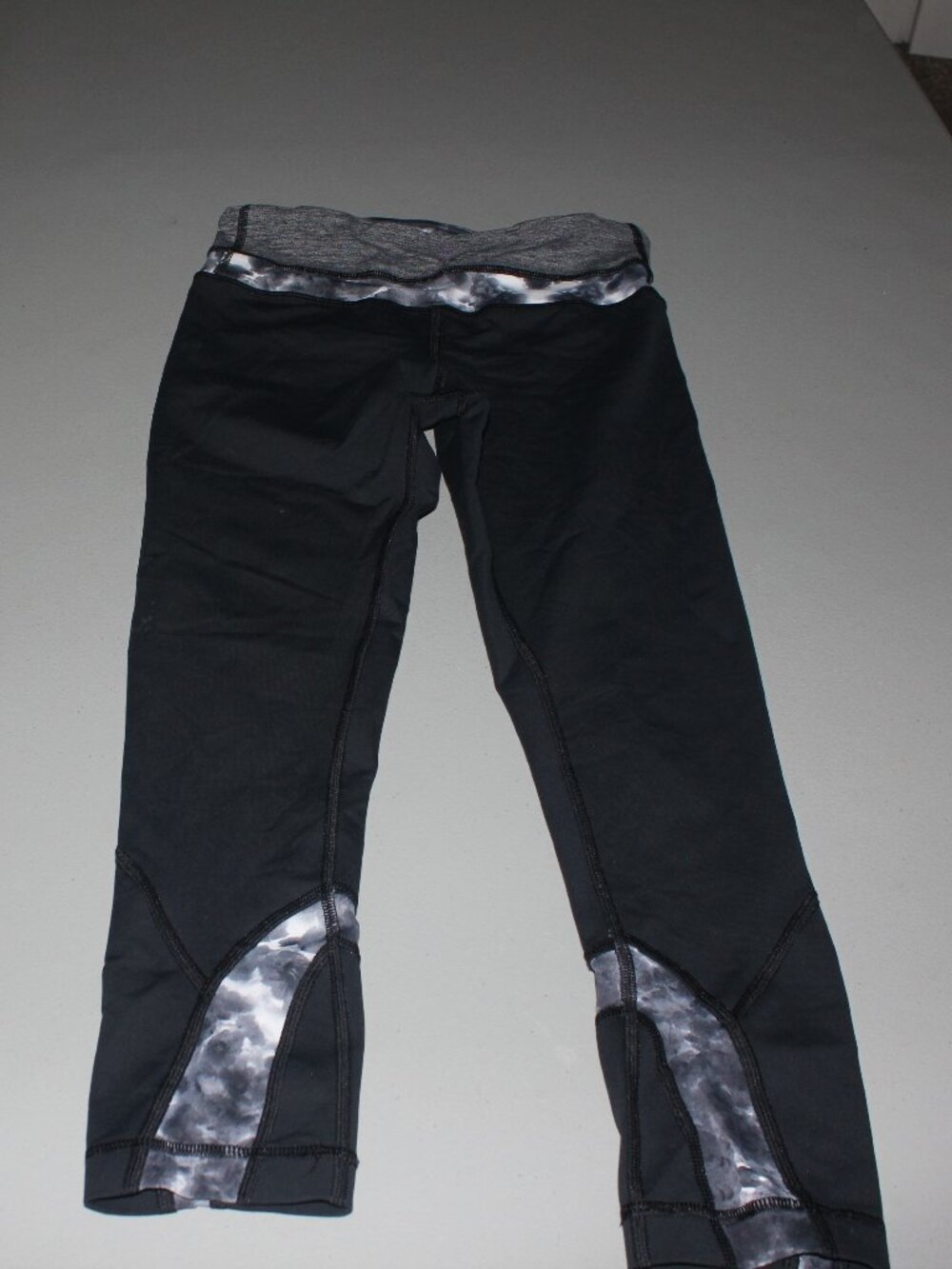 Black Lululemon Running Capris Size 2